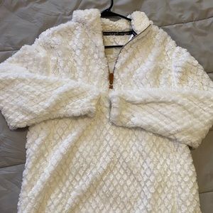 Simply southern pullover